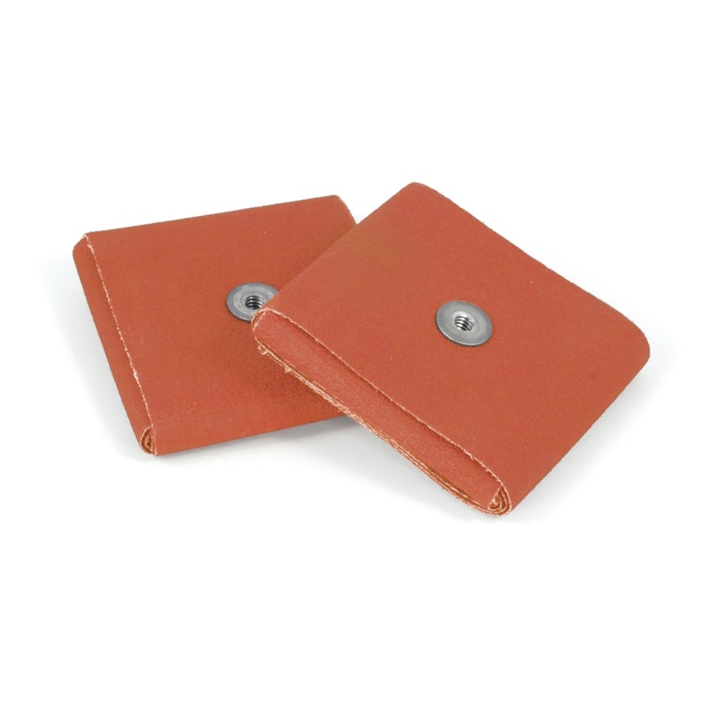 3M Square Pad 747D, 1-1/2 in x 1-1/2 in x 3/8 in, P120 X-weight,50/Bag